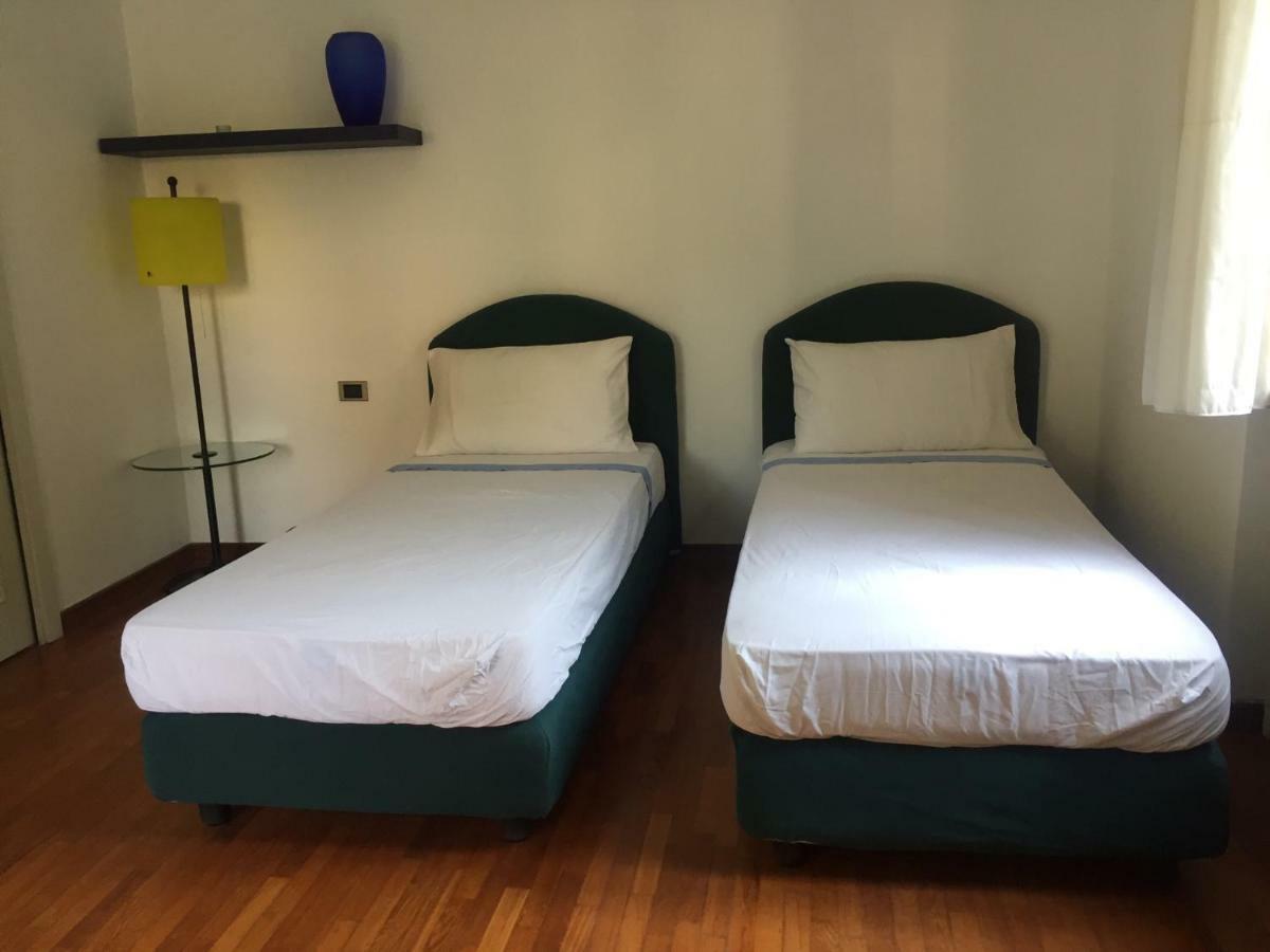 La Villa Del Cedro Monza Eksteriør billede